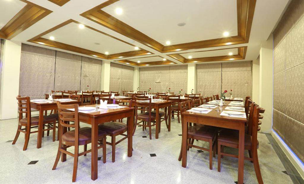Hotel Royal King ย่างกุ้ง ภายนอก รูปภาพ