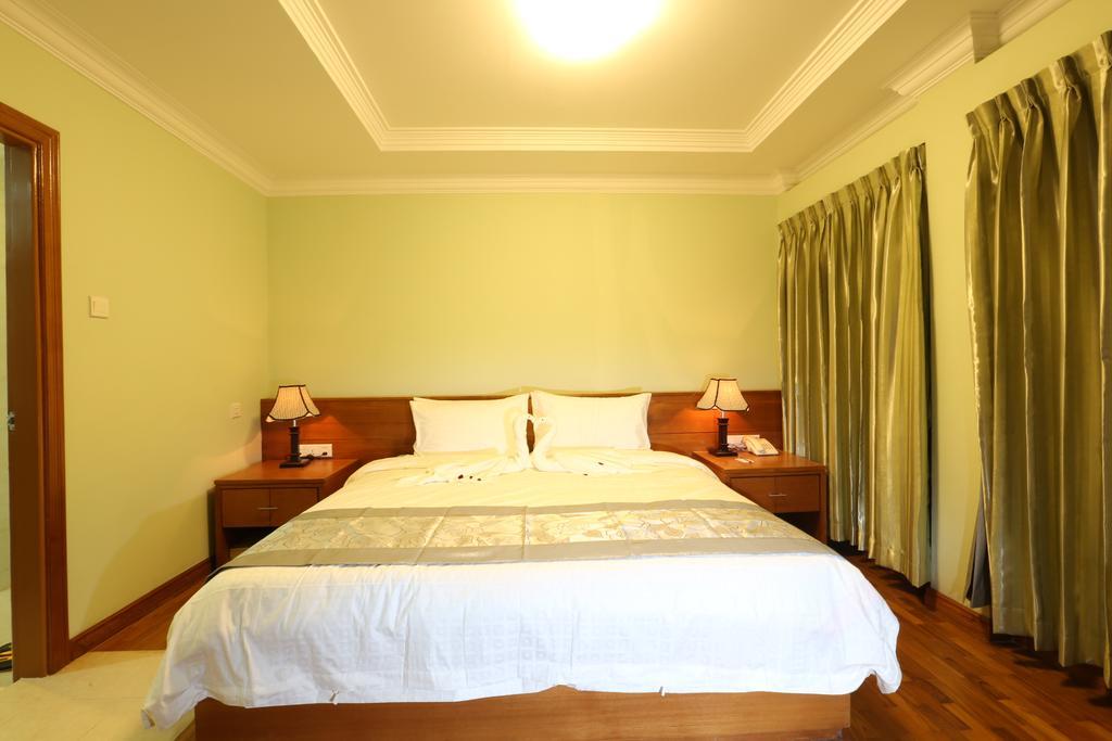 Hotel Royal King ย่างกุ้ง ภายนอก รูปภาพ