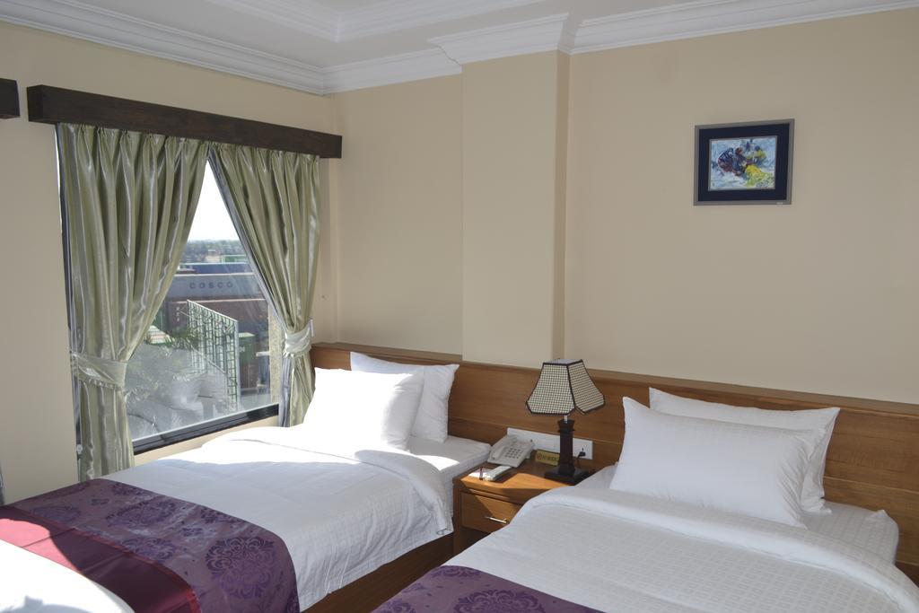 Hotel Royal King ย่างกุ้ง ภายนอก รูปภาพ