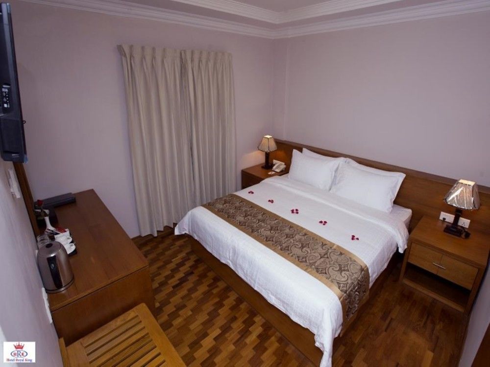 Hotel Royal King ย่างกุ้ง ภายนอก รูปภาพ